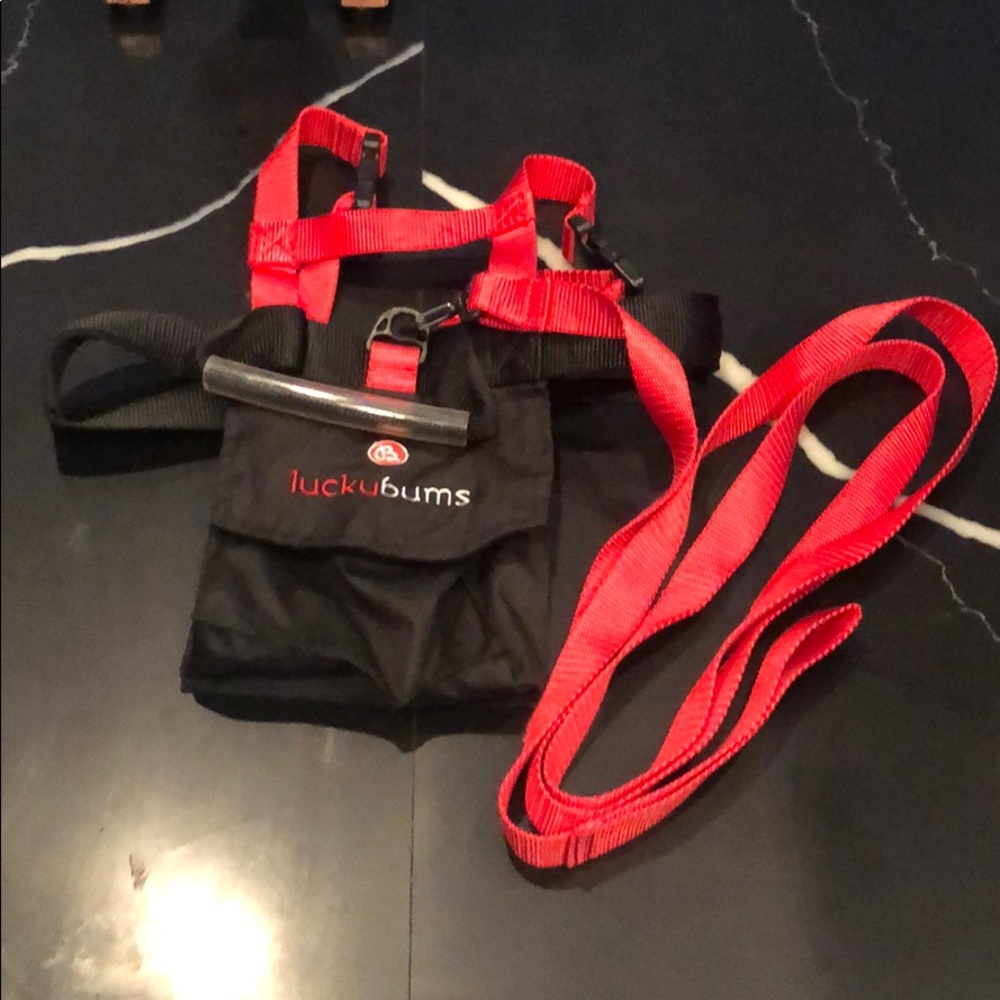 Lucky bums ski training harness for children